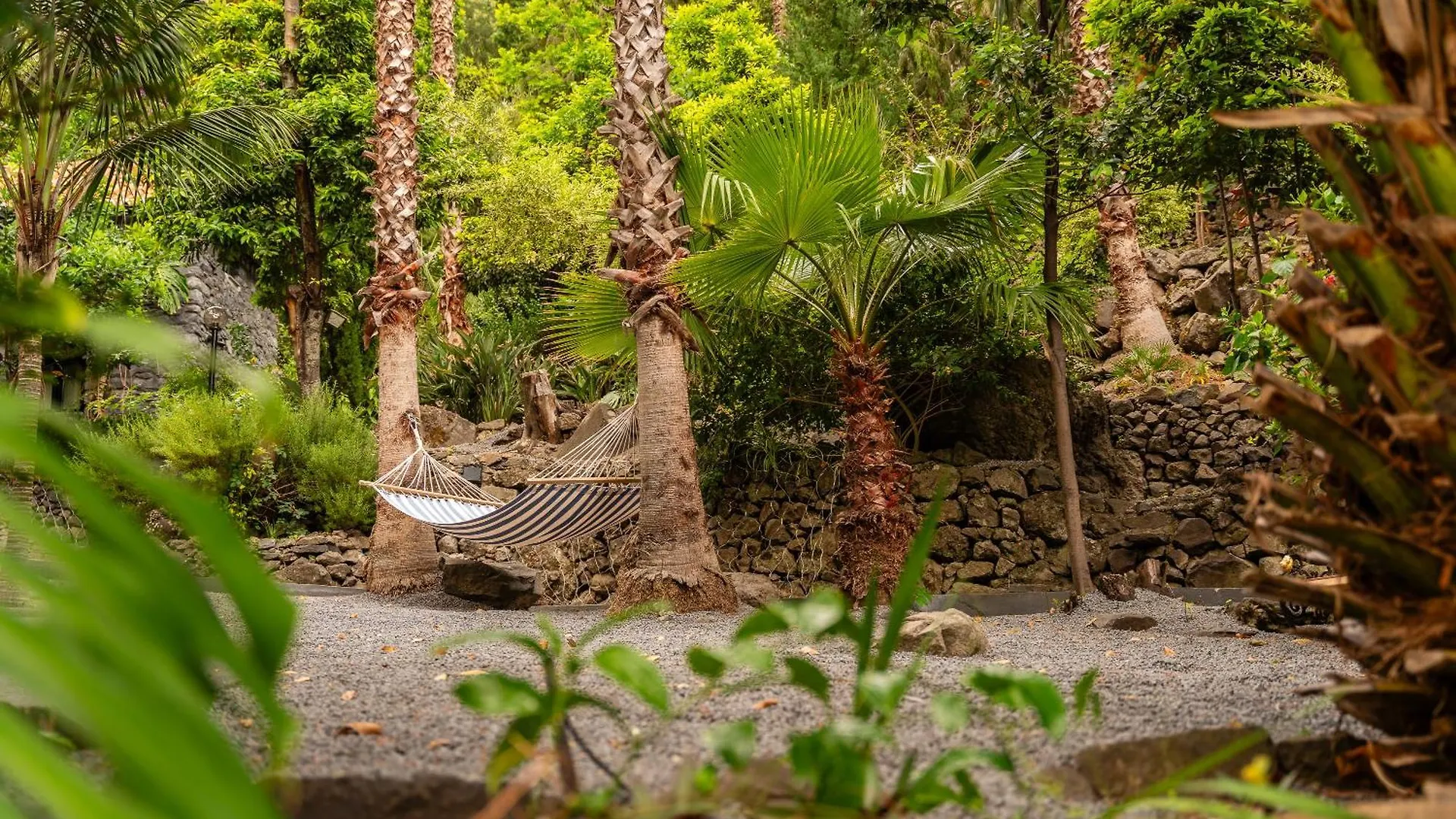 Apartment Casas Da Terca - Modern Comfort In Traditional Houses Set Within 300Sqm Of Private Gardens To Explore Tabua