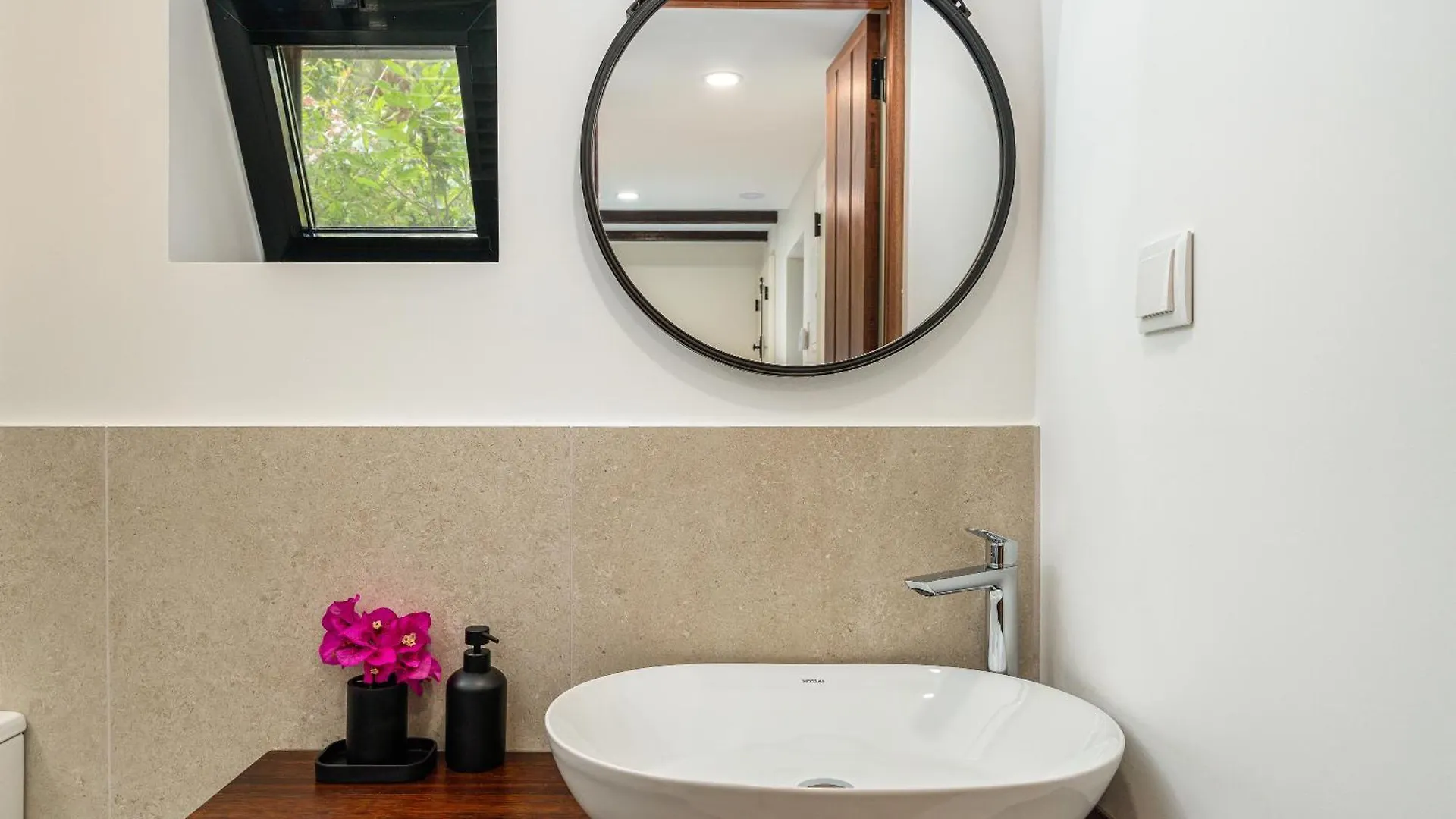Casas Da Terca - Modern Comfort In Traditional Houses Set Within 300Sqm Of Private Gardens To Explore Tabua  Tabua (Madeira)