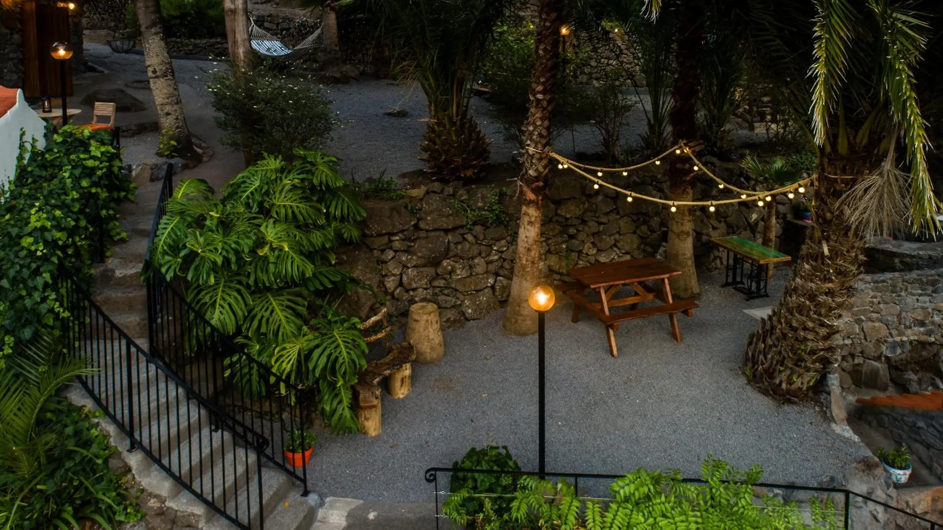 Apartment Casas Da Terca - Modern Comfort In Traditional Houses Set Within 300Sqm Of Private Gardens To Explore Tabua