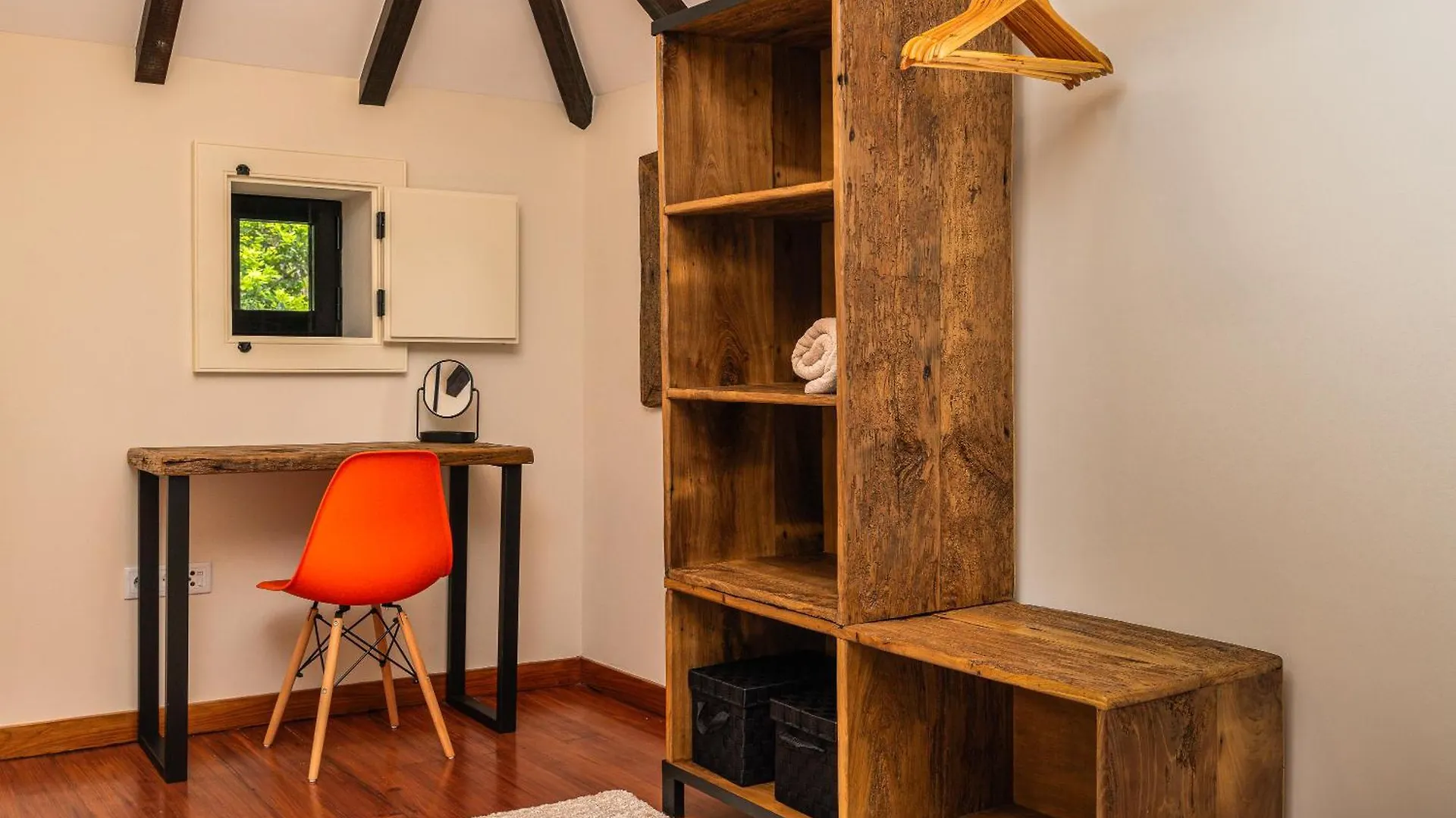 Casas Da Terca - Modern Comfort In Traditional Houses Set Within 300Sqm Of Private Gardens To Explore Tabua